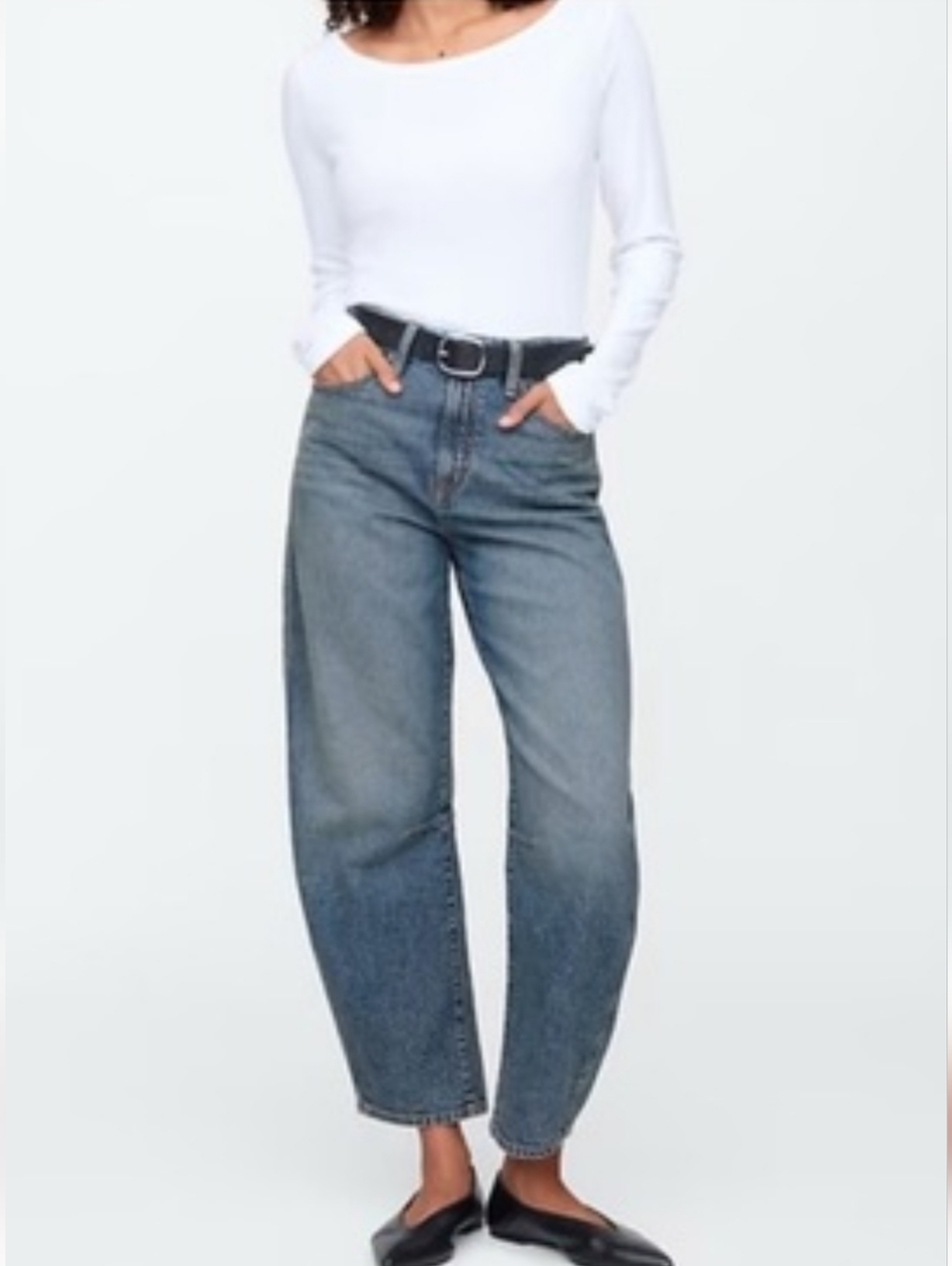 GAP Factory Women's High-Rise Barrel Jeans in Washed Blue